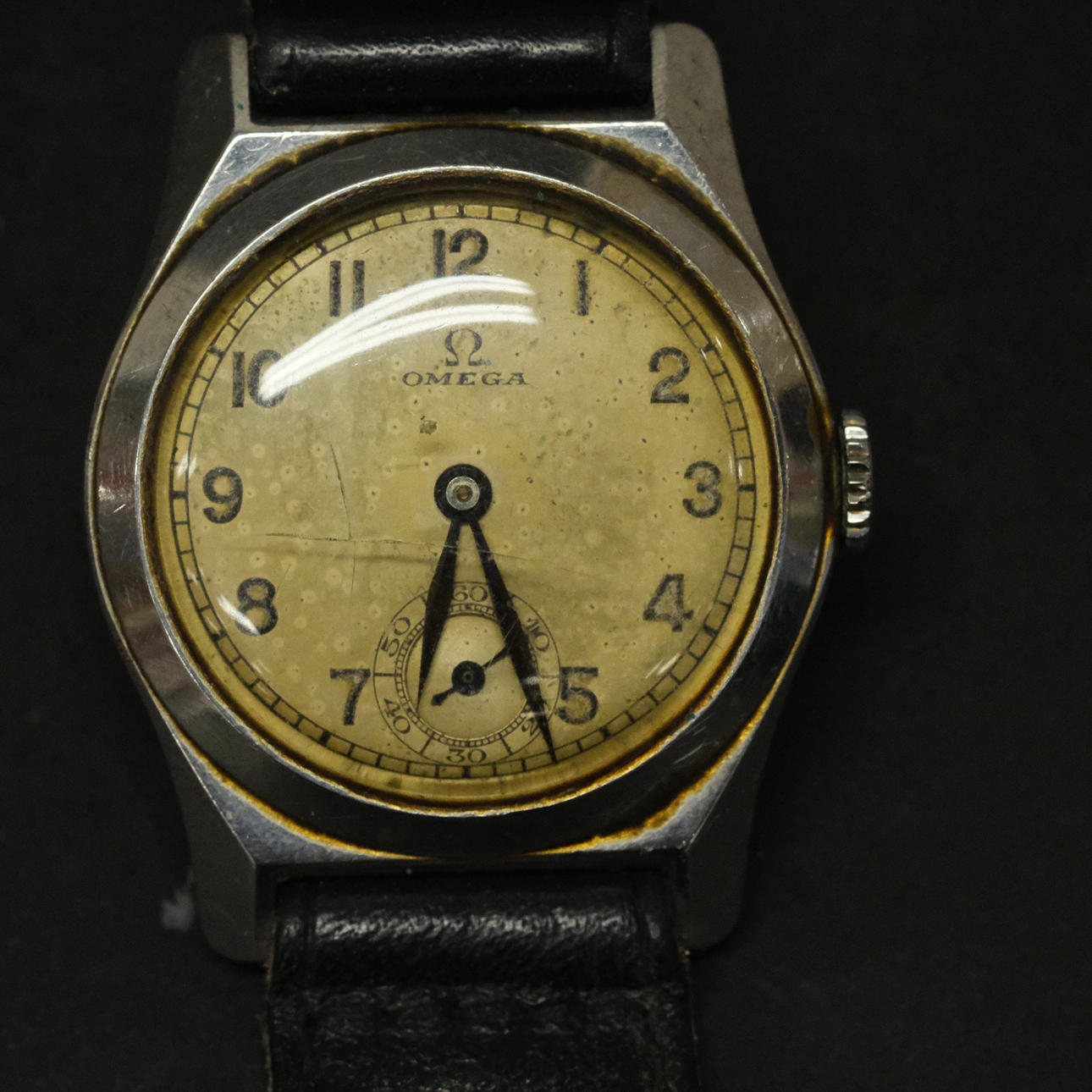 OMEGA, ARMBANDSUR, 1940-TAL.