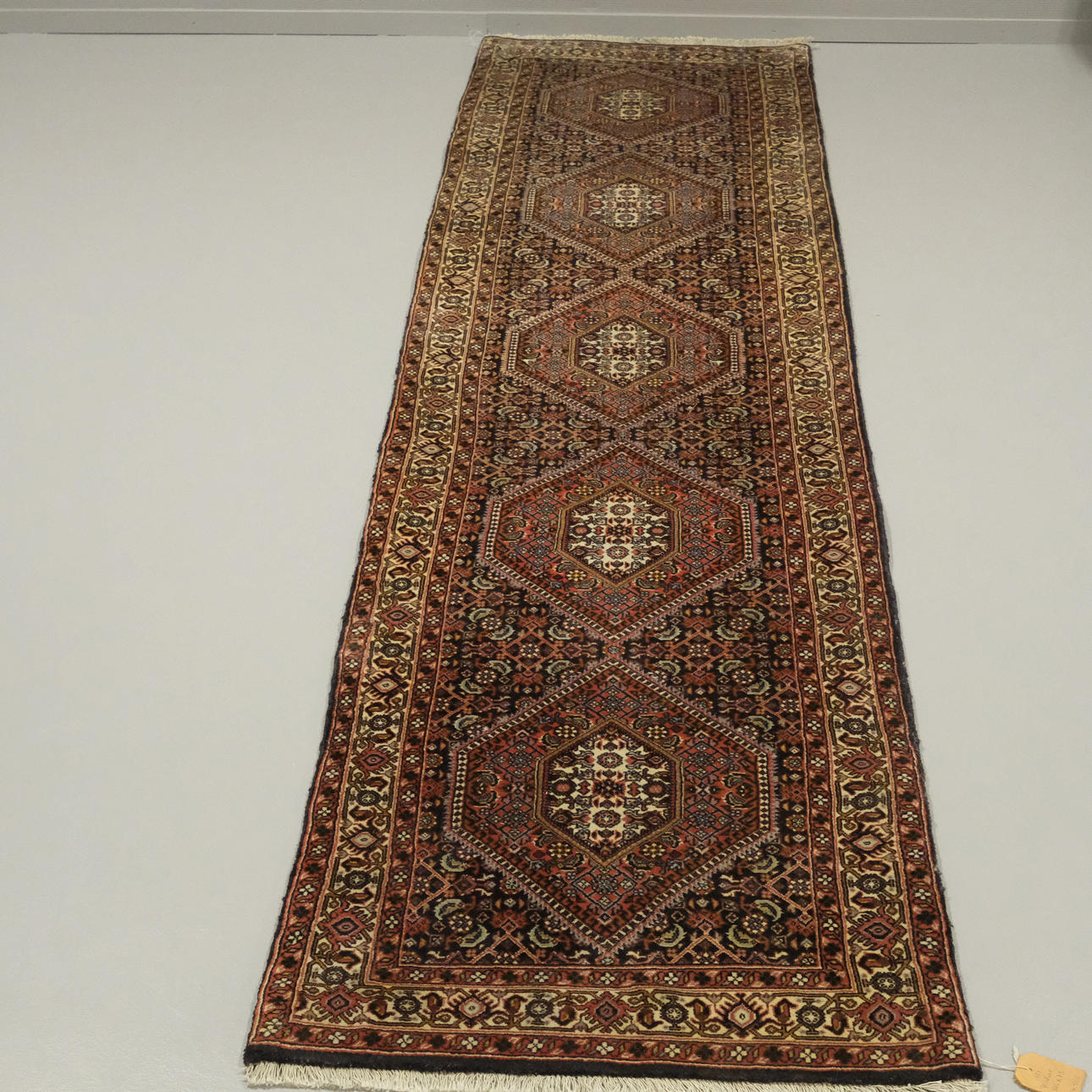 GALLERY MAT, BIDER PATTERN, HAND KNOTTED.