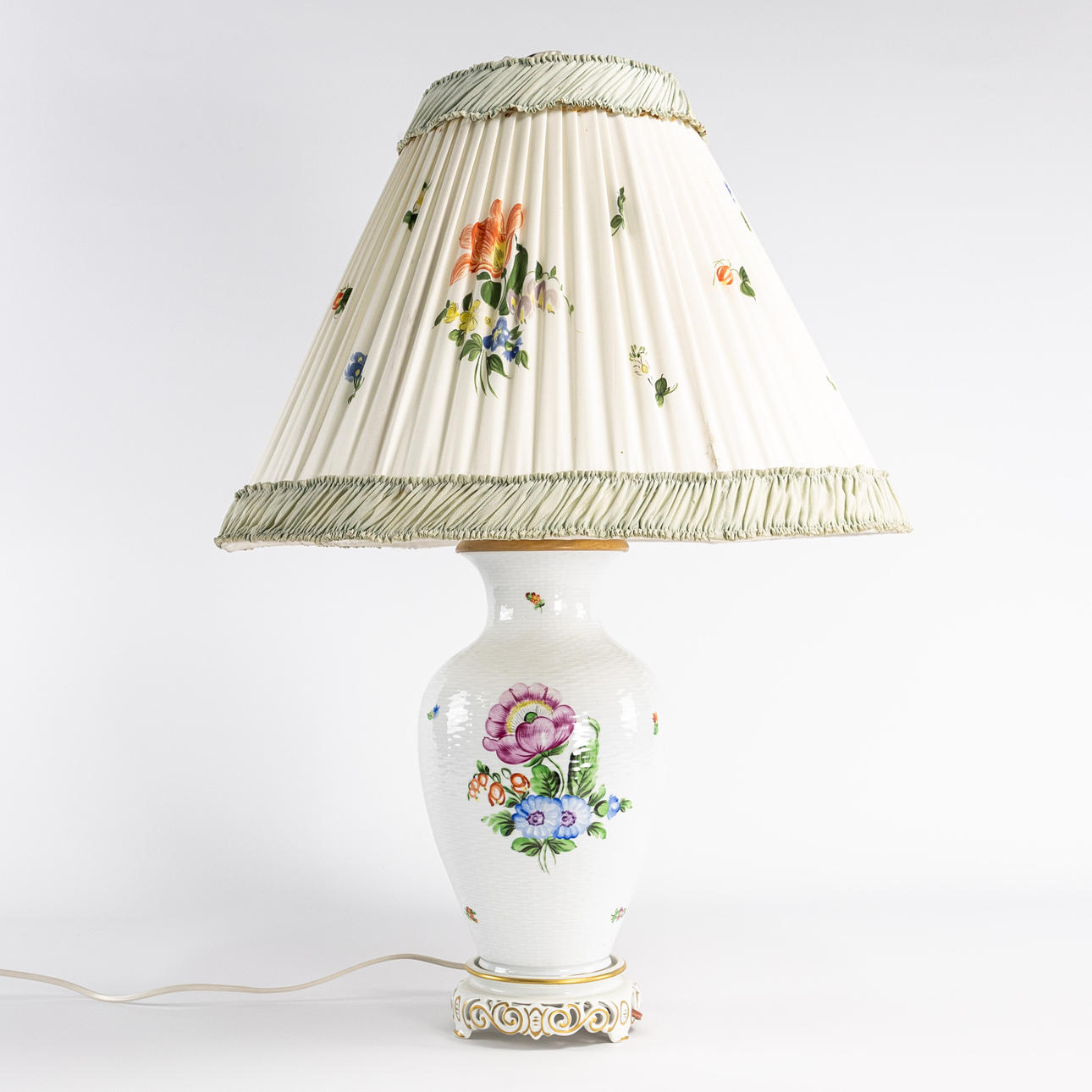 TABLE LAMP. Porcelain, Herend, Hungary.