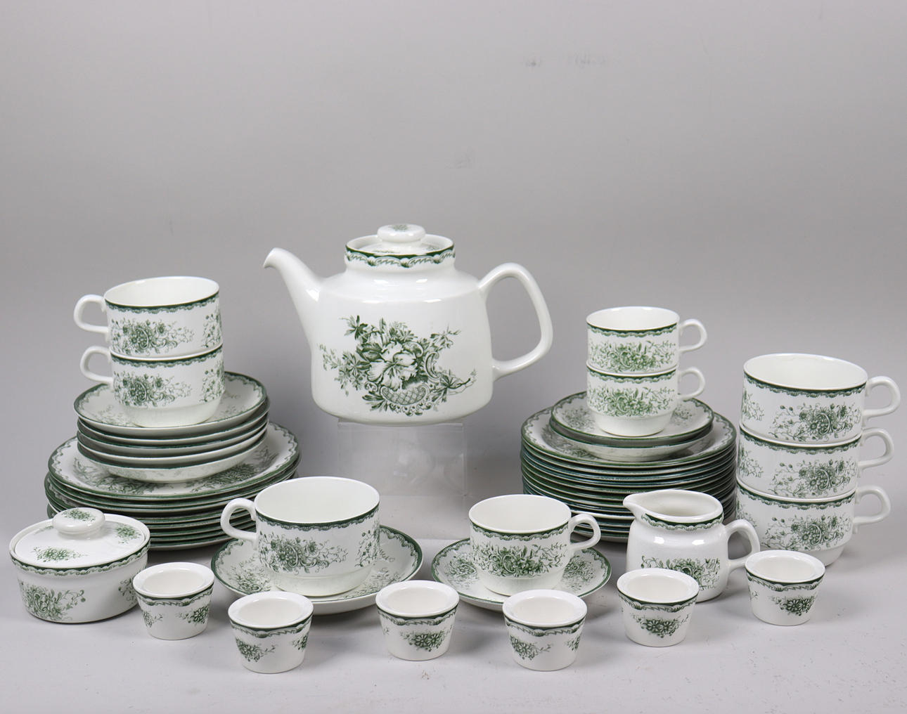 A breakfast set, “Gröna Anna”, Rörstrand, 47 pieces.