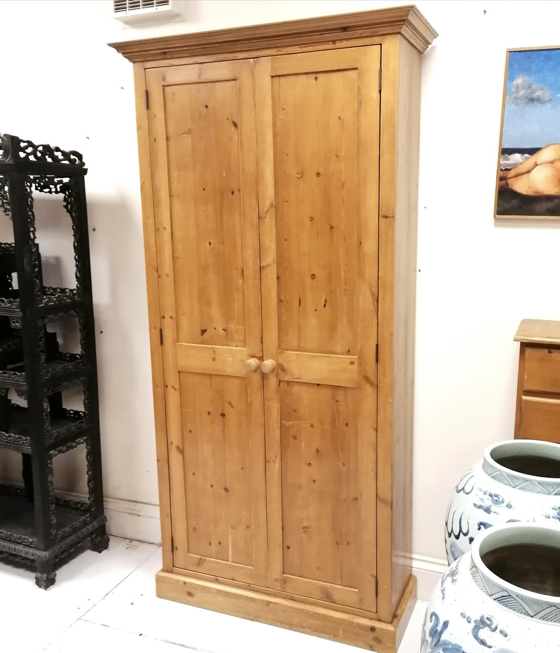 ANTIQUE PINE 2 DOOR HALL CUPBOARD.