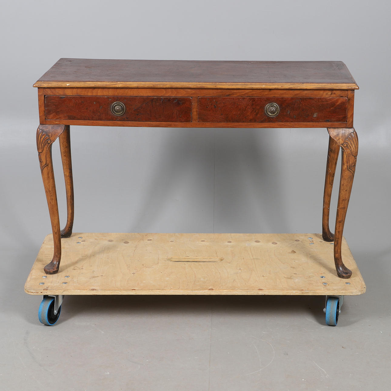 CHIPPENDALE STYLE SIDE TABLE.