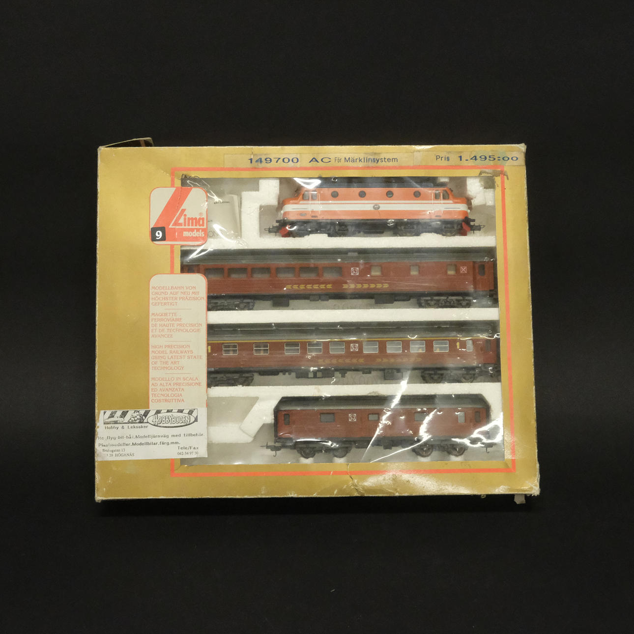 FIVE. MODEL RAILWAY, TRAIN SET. “149700". SCALE H0.