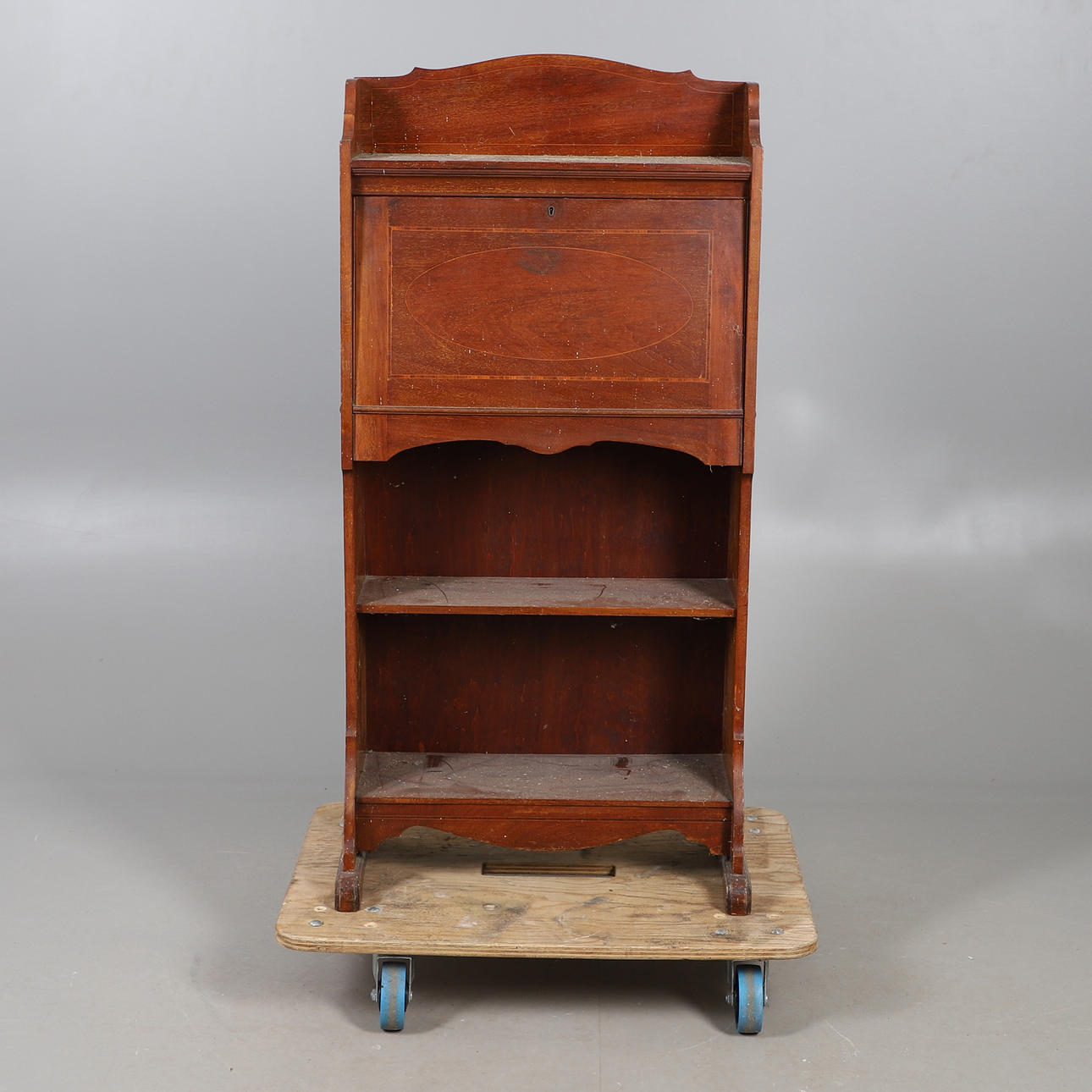 MAHOGANY STUDENT BUREAU.