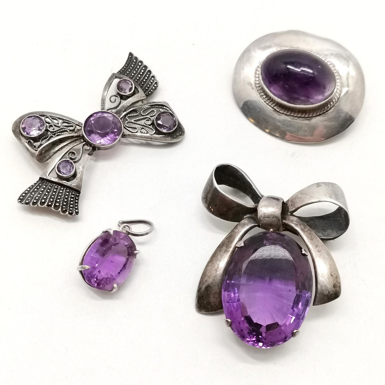SILVER AMETHYST JEWELLERY 3 X.