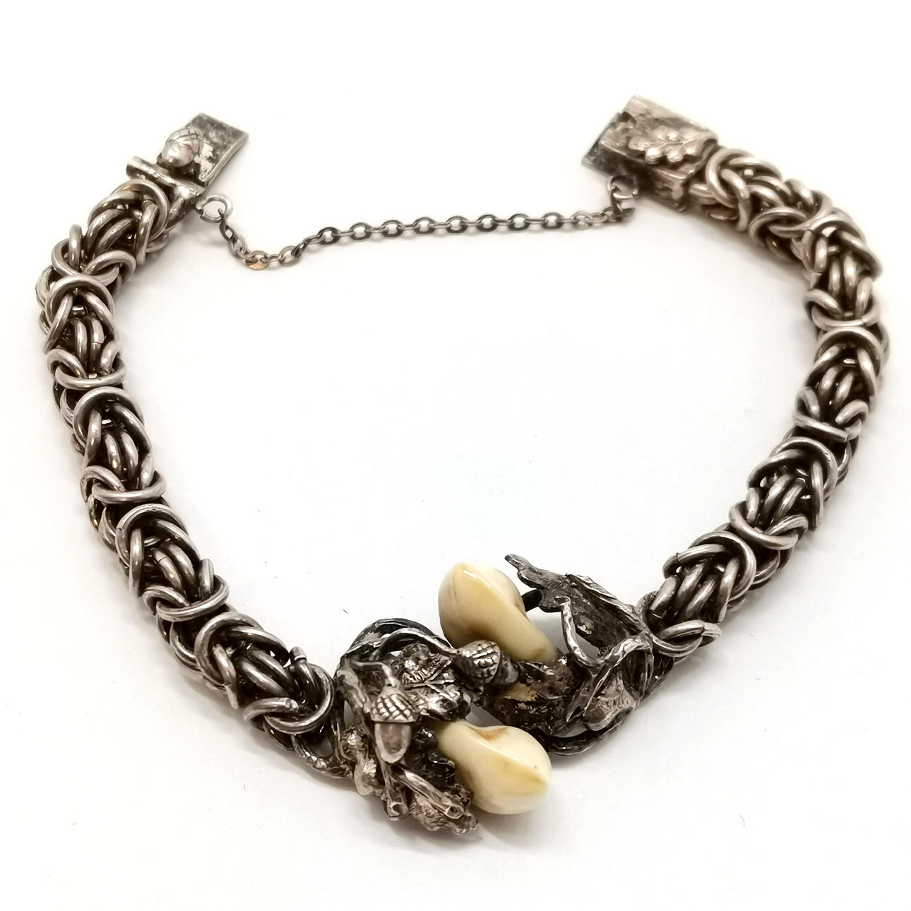 800 SILVER FANCY LINK BRACELET.