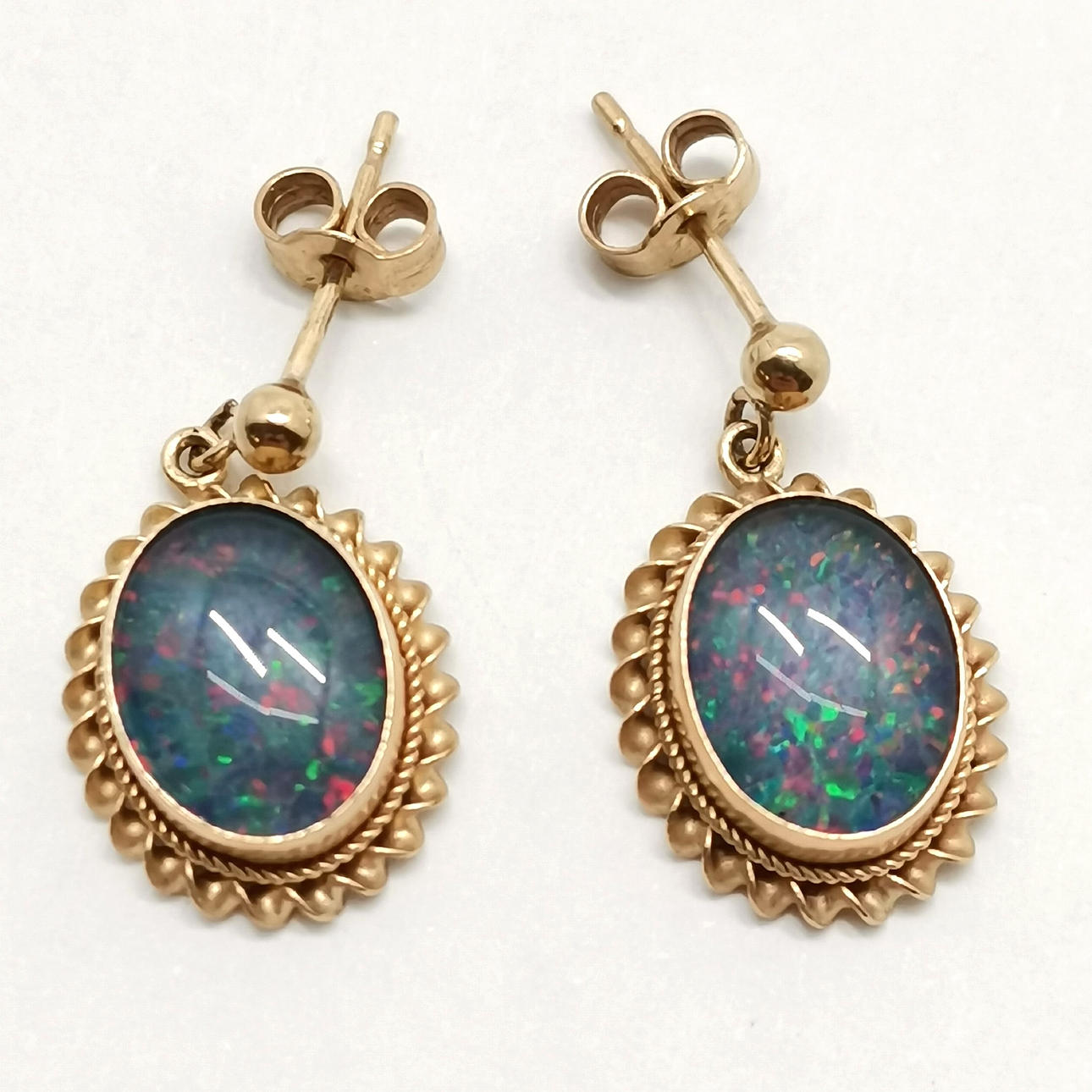 9CT GOLD OPAL DOUBLET EARRINGS.