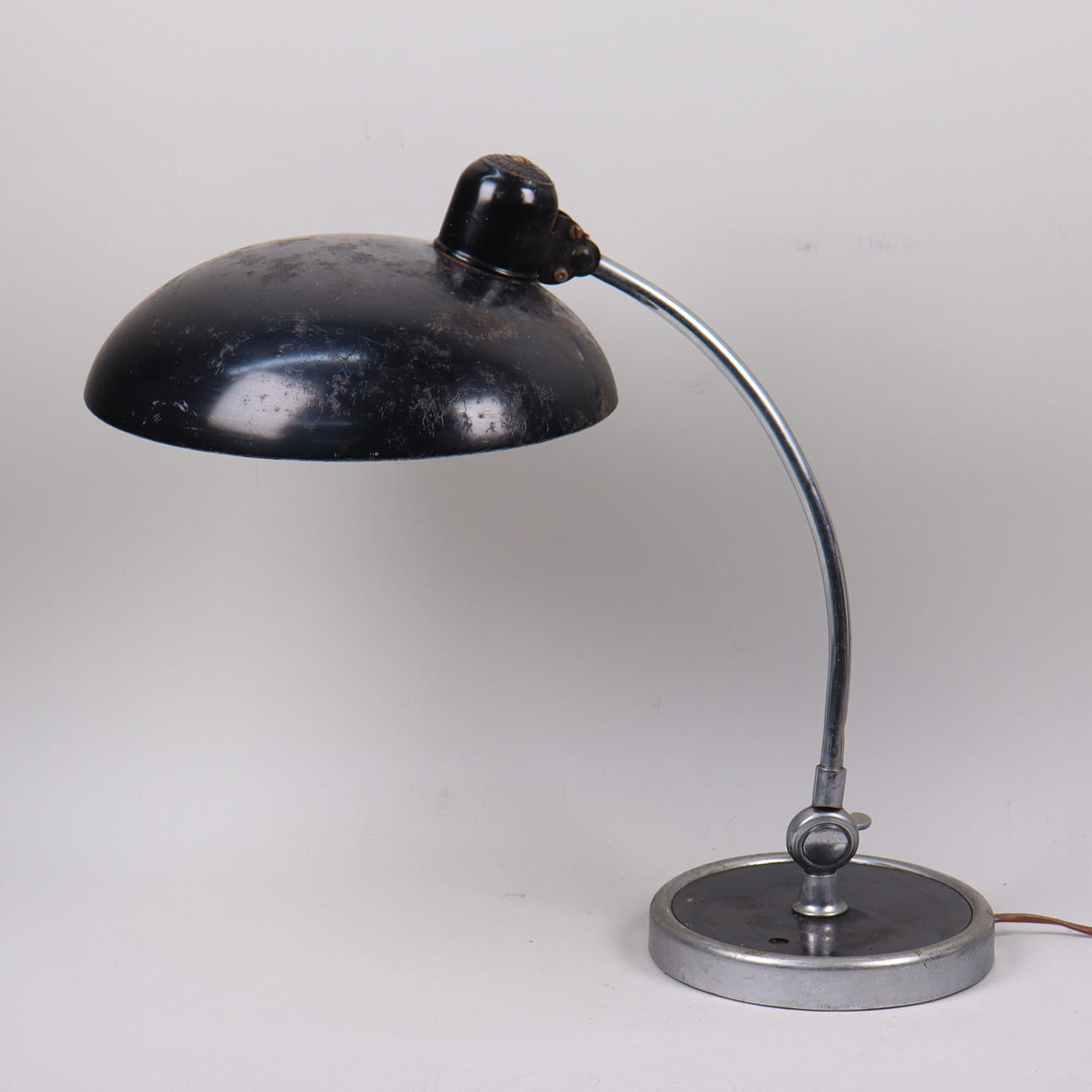 CHRISTIAN DELL. Kaiser Idell, bordslampa, "6631 President", Tyskland.