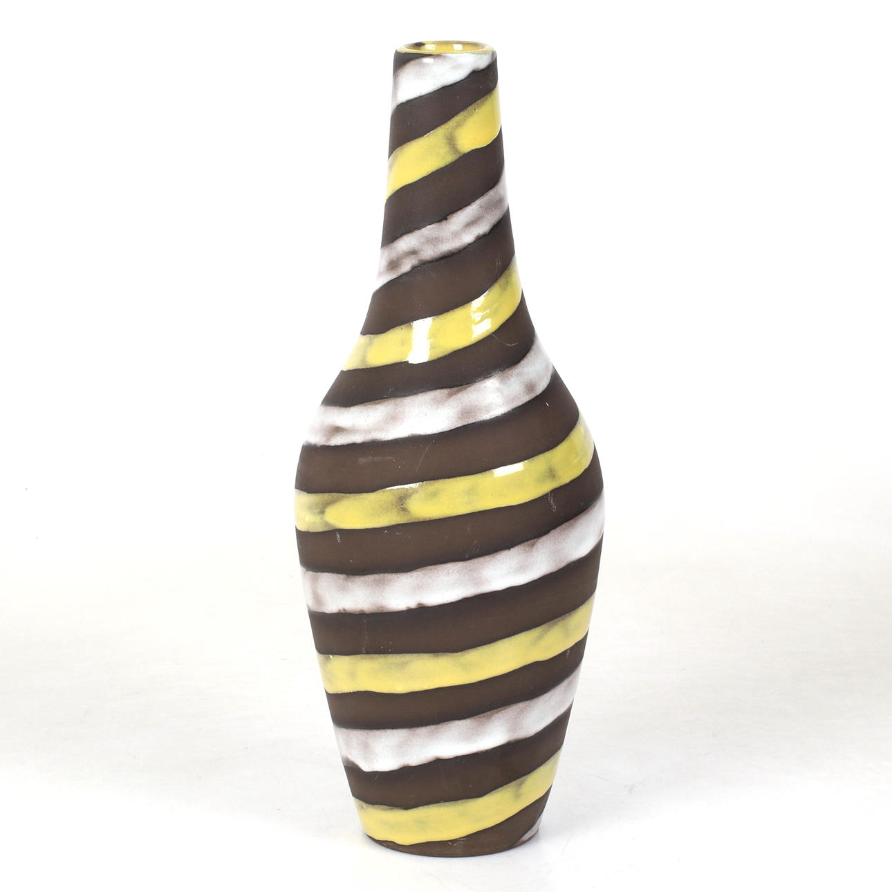 INGRID ATTERBERG. Vase, “Spiral”, ceramic, Upsala-Ekeby.