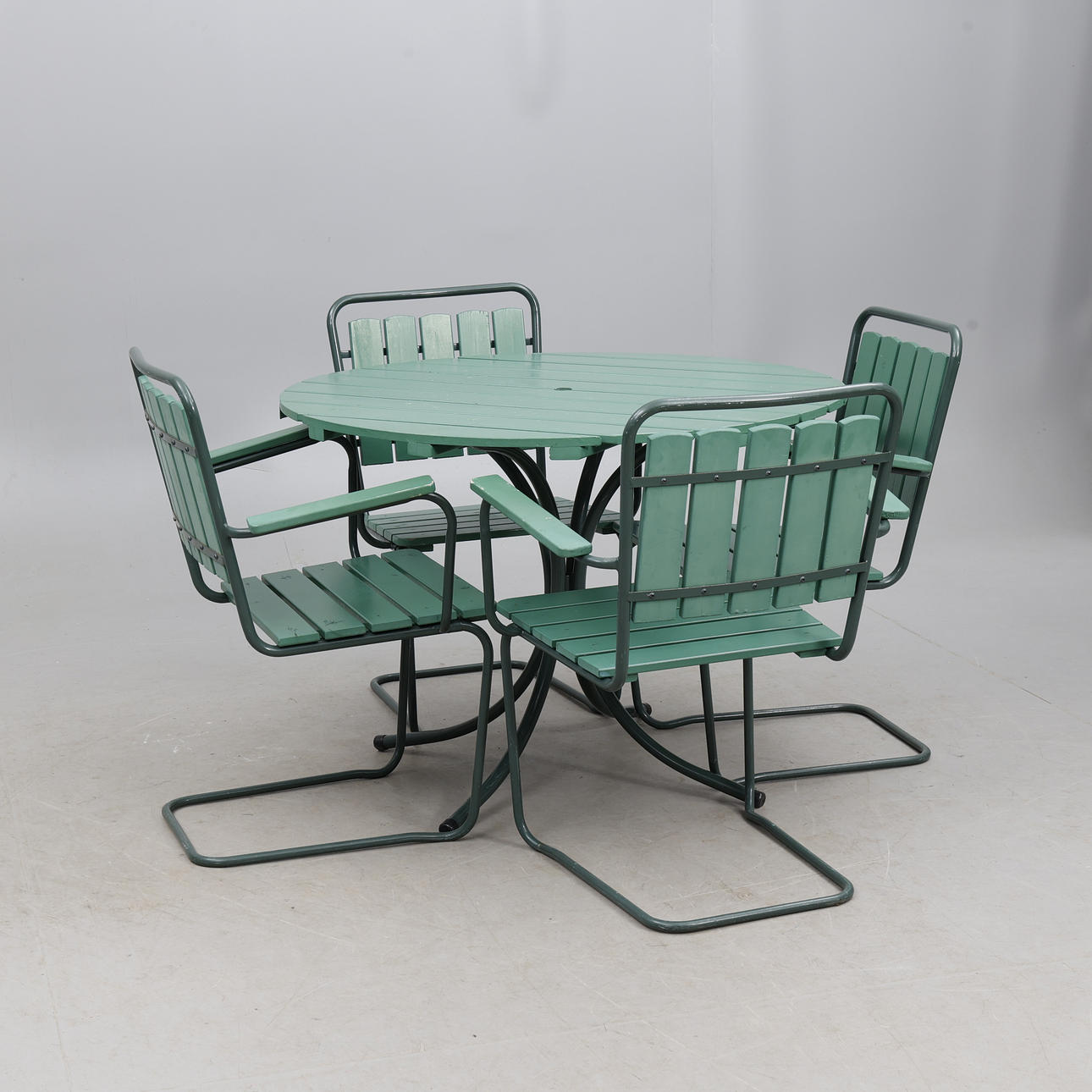 GARDEN GROUP 5 pieces.