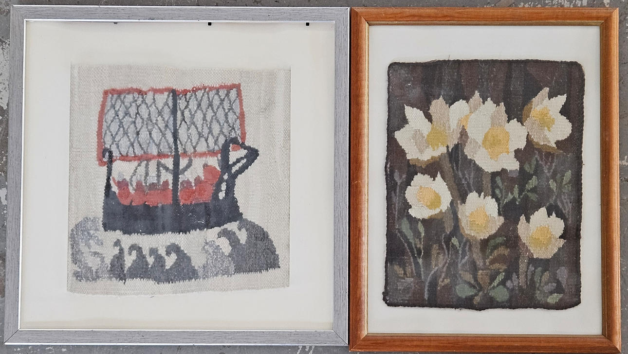 OKÄND KONSTNÄR. Two bonnets, unsigned.