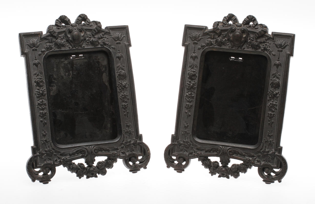 RAMAR, ett par, Bois Durci, 1800/1900 tal.