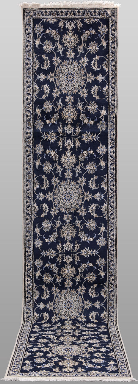 ORIENT CARPET. Nain gallery model, 407 x 80 cm.