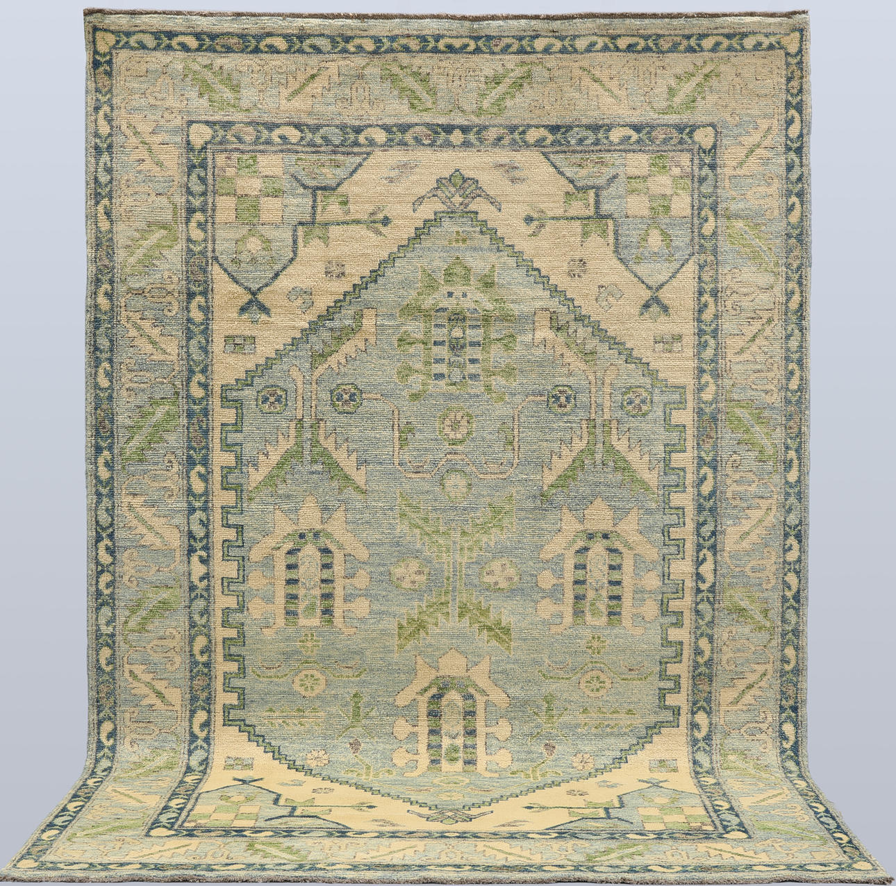 ORIENT CARPET. Afshari, 292 x 197 cm.