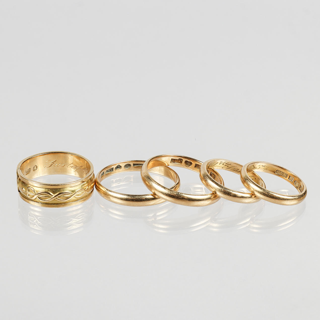 RINGS 5 pieces 18k gold.