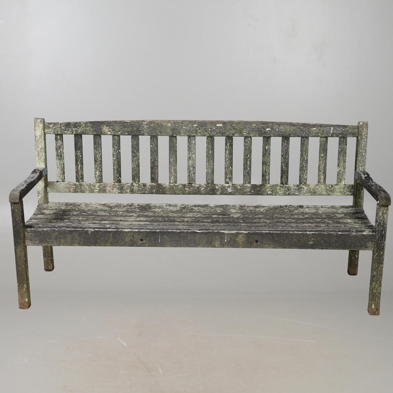 LARGE GARDEN BENCH.
