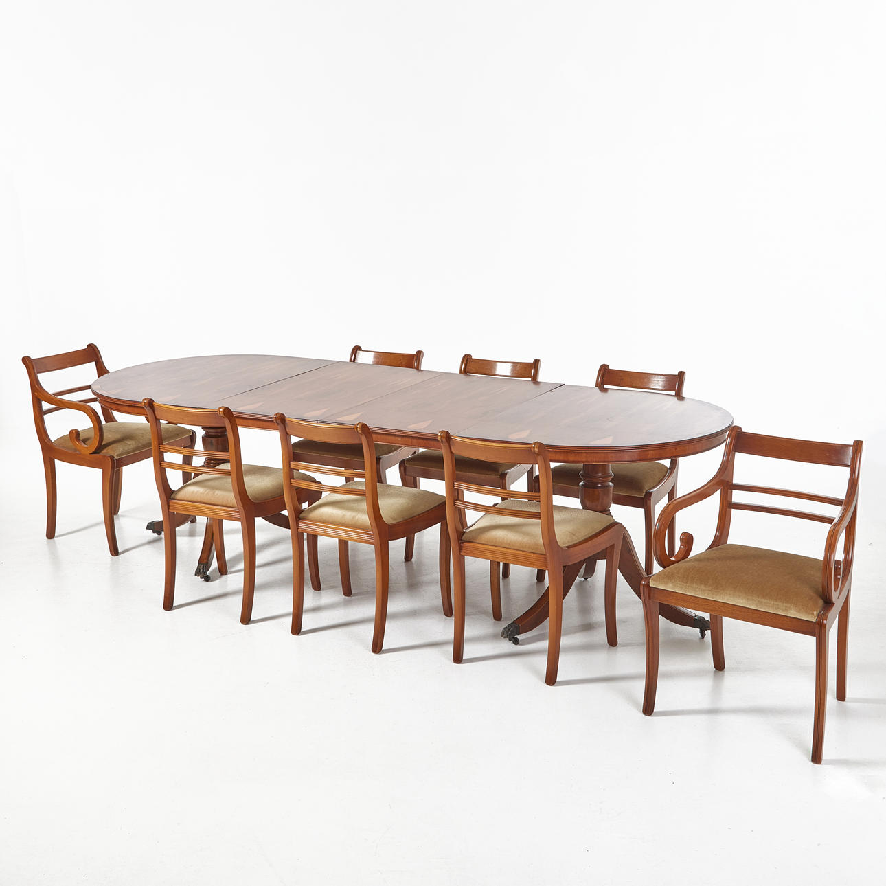 DINING GROUP, English style, yew, 9 pieces.