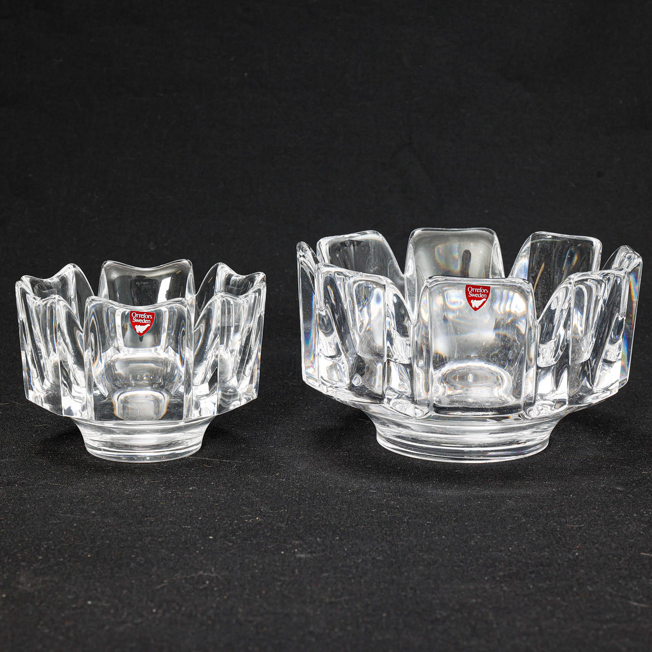 LARS HELLSTEN. SCHALEN, 2 Stück, Glas, „Corona“, Orrefors.