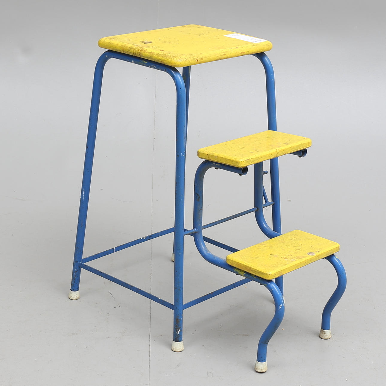 KØKKENSTIGE / TRAPPESTIGE, metal og træ.