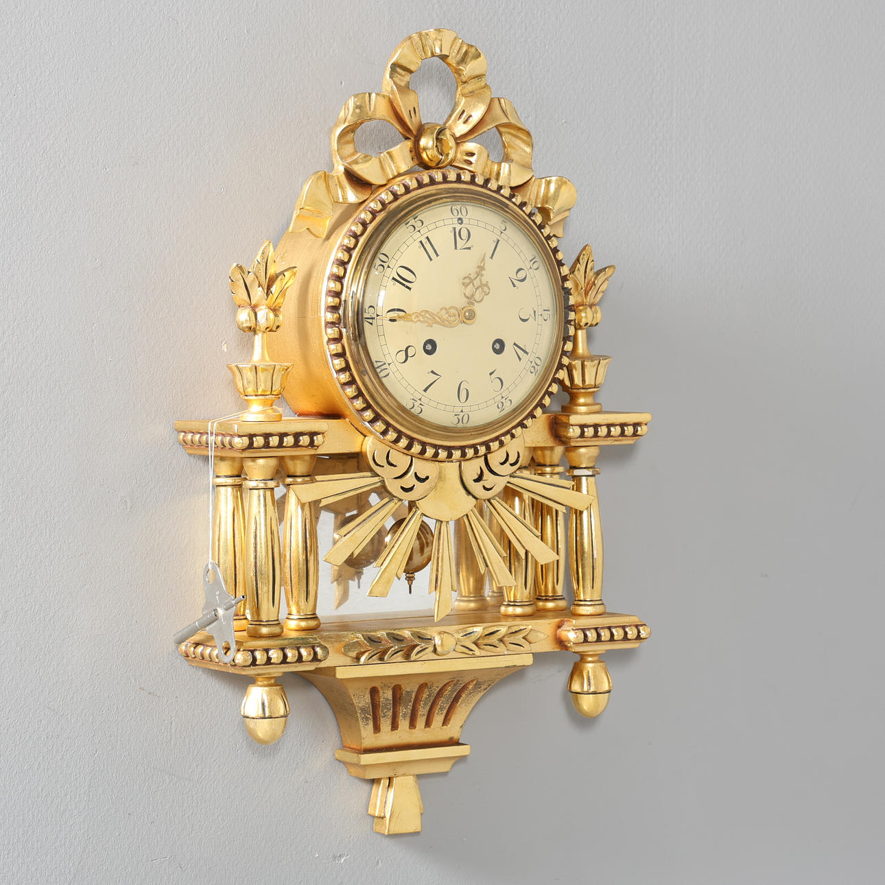 VÄGGPENDYL, förgylld, gustaviansk stil, Westerstrand.