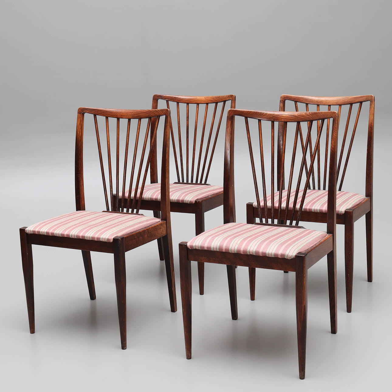 STOLAR, 4 st, betsat trä, 1900-talets mitt.