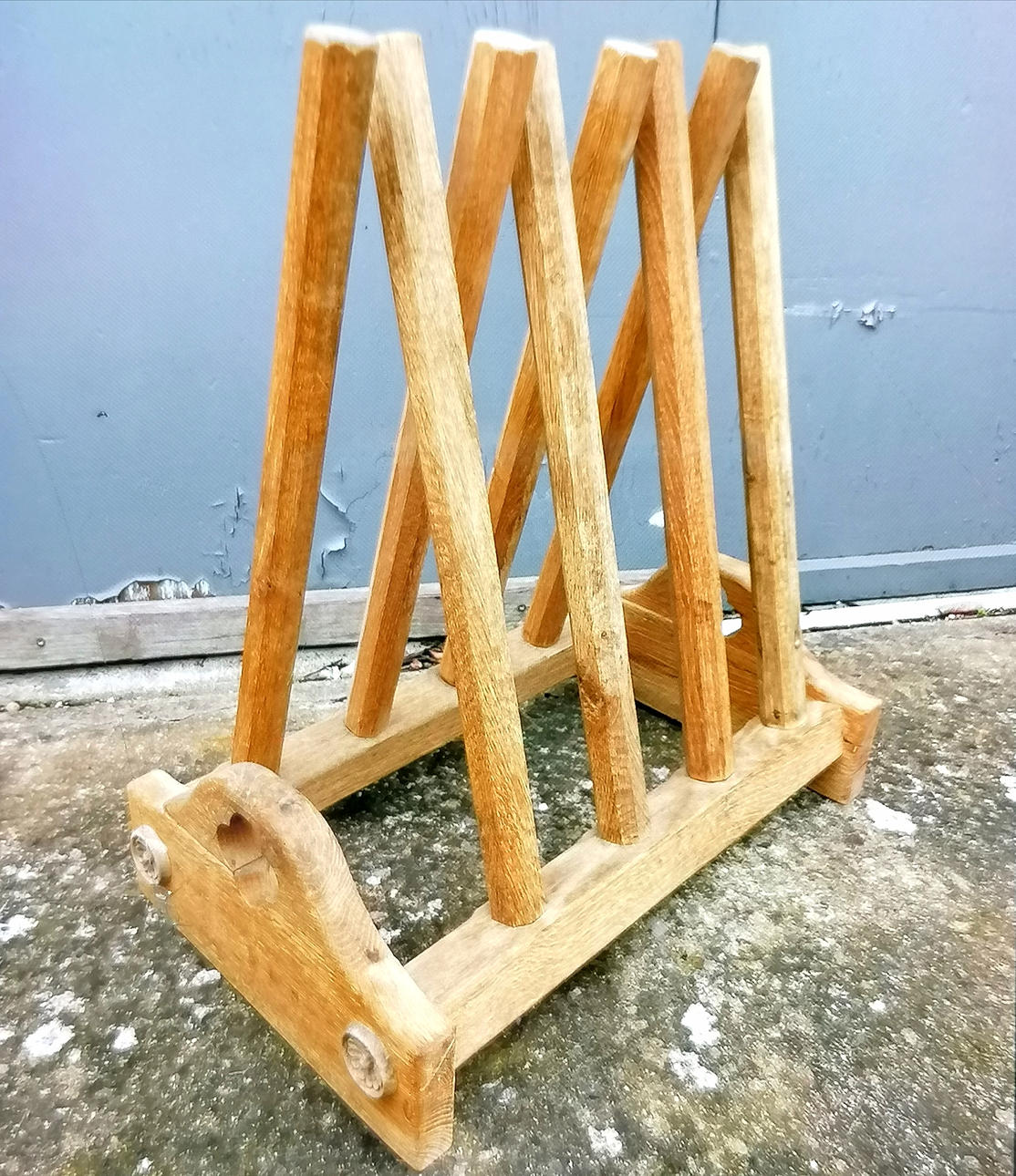 OAK WELLIE BOOT RACK.