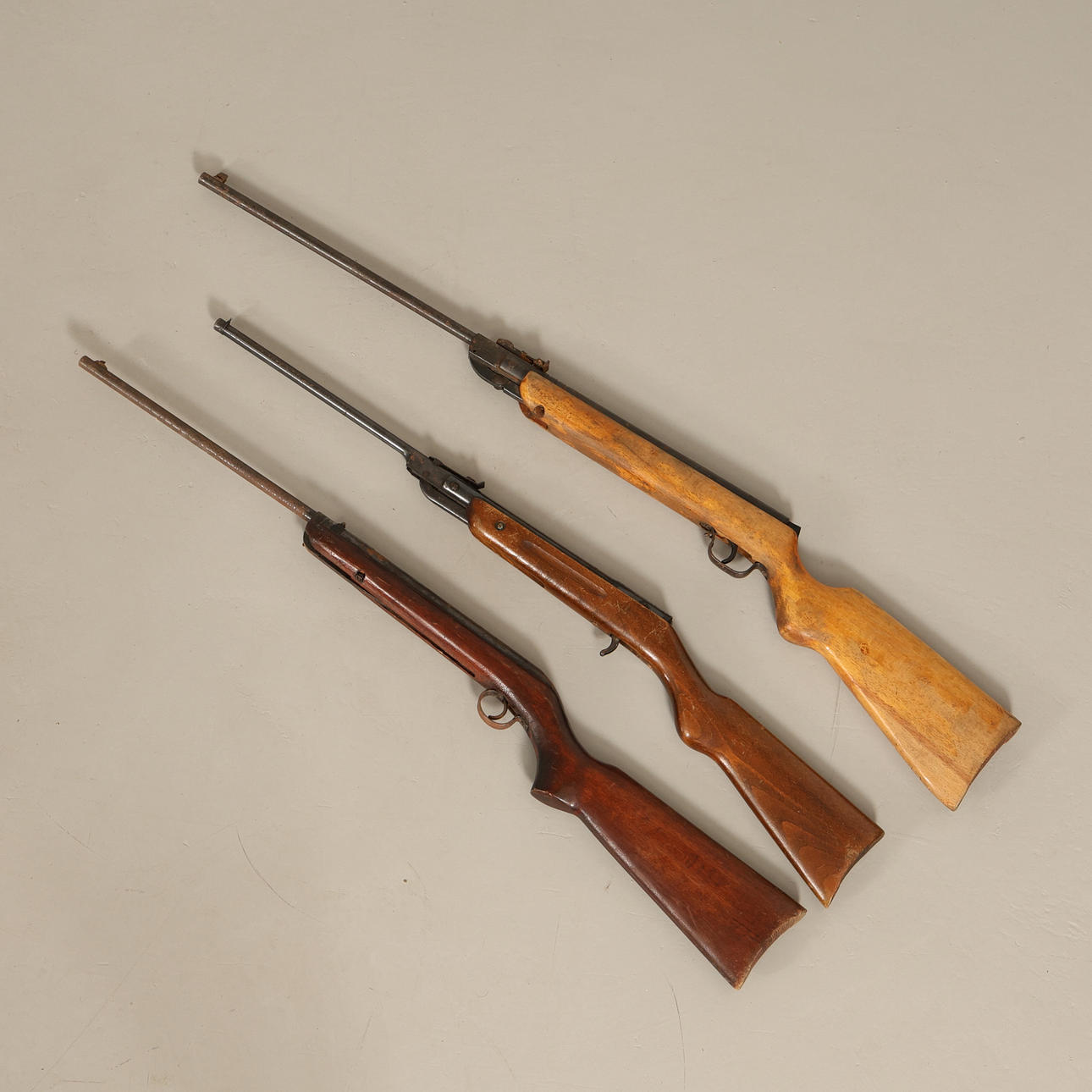 AIR RIFLE, 3 pieces.