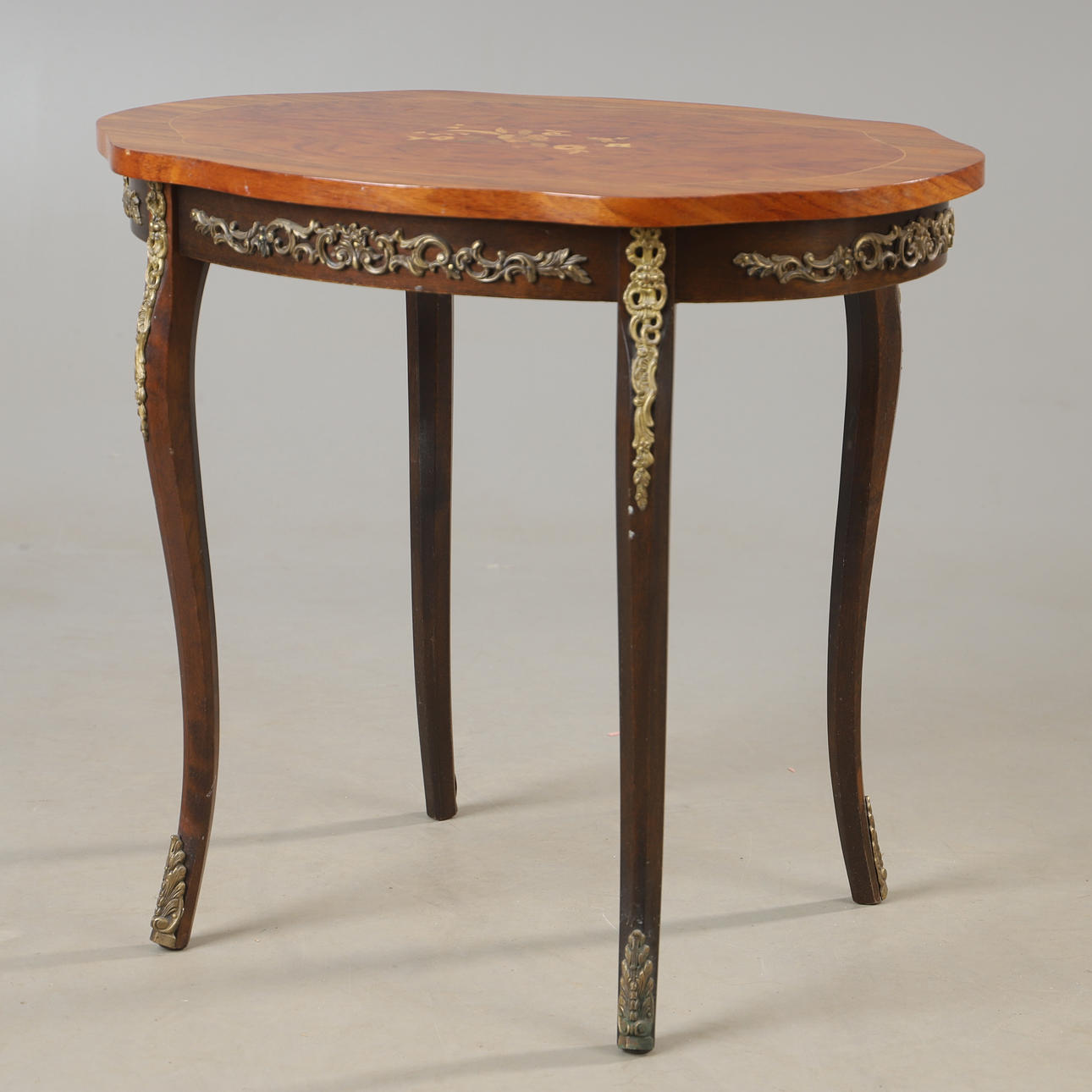 SIDE TABLE, intarsia with bronzes, rococo style.