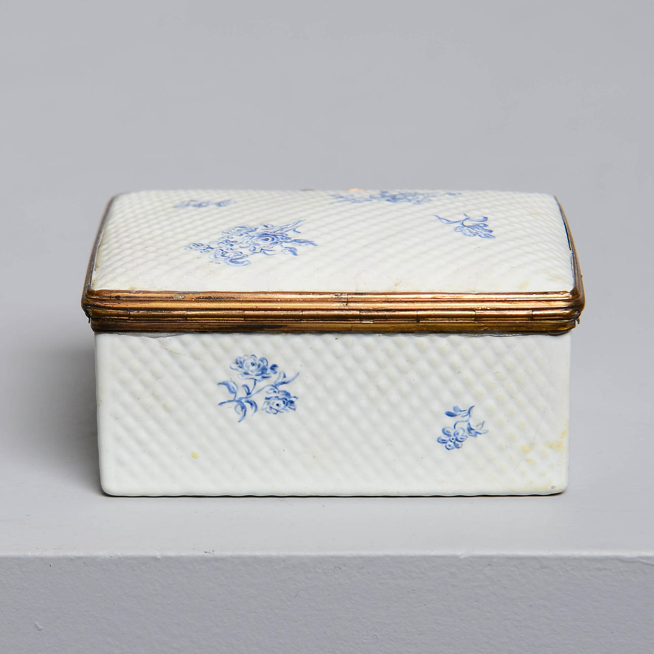 Snus box, probably 18th century.