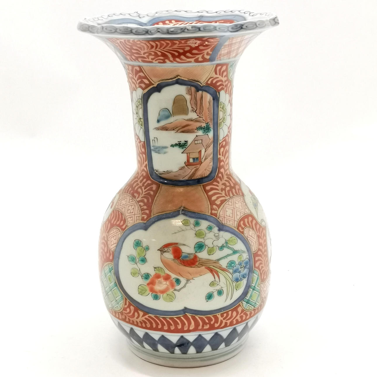 JAPANESE IMARI PATTERN VASE.