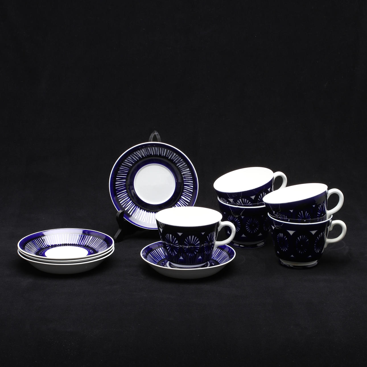 TEKOPPAR, 10 delar, porslin "Fiesta" Ulla Procopé, Arabia, Finland.