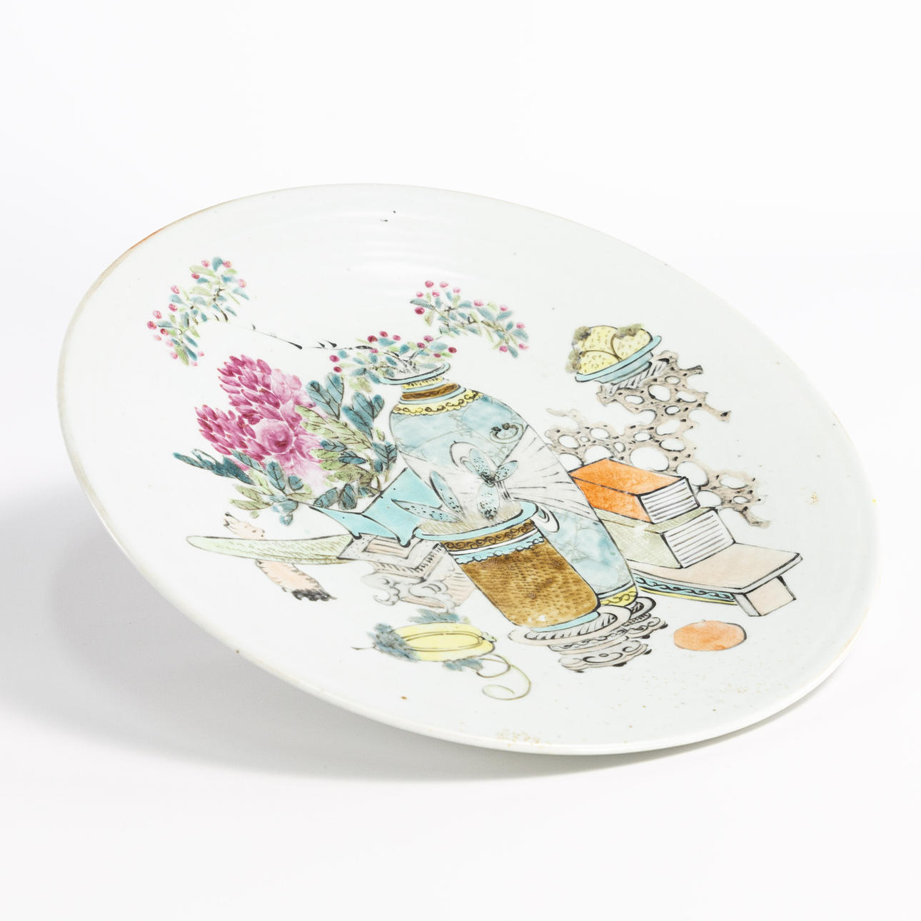 DISH. China, 18th/19th century.