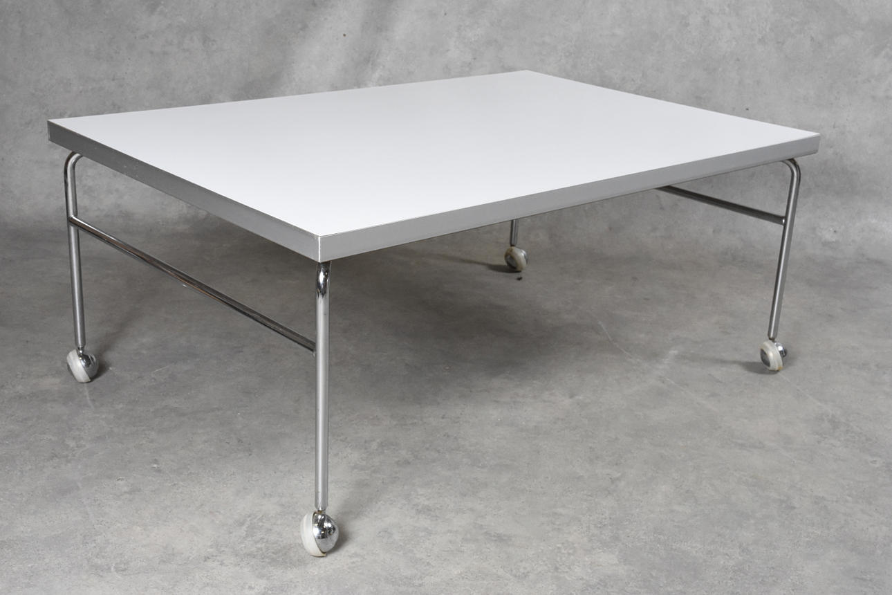 SOFFBORD på hjul, 1970 tal.