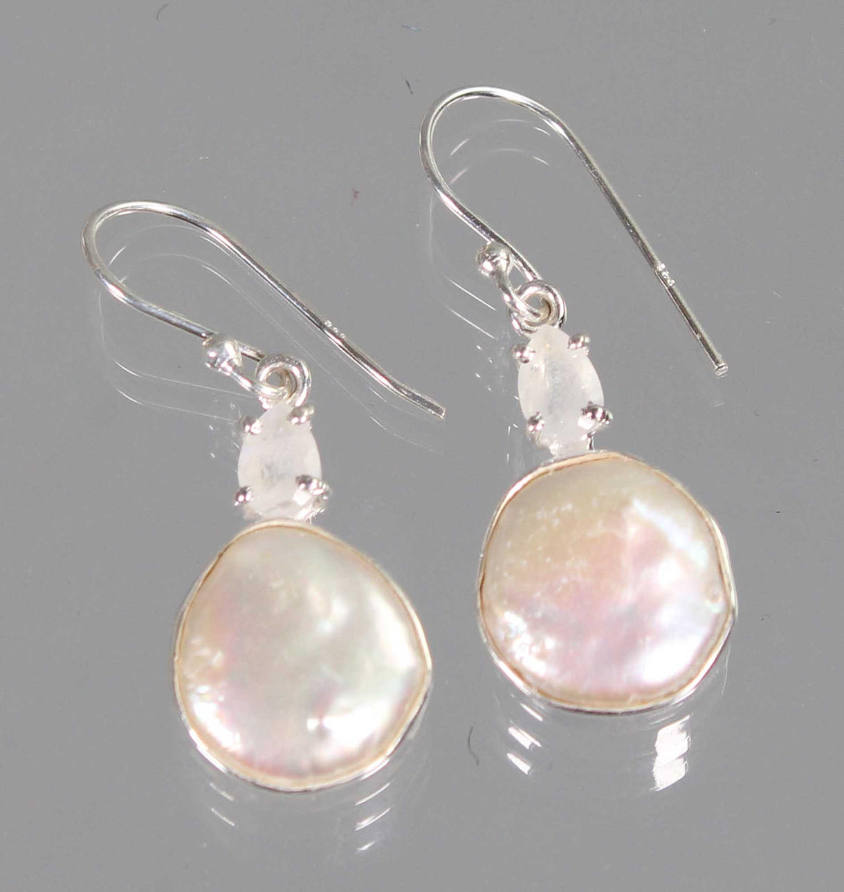 PEARL EARRINGS WITH MOONSTONE, 925 SILVER.