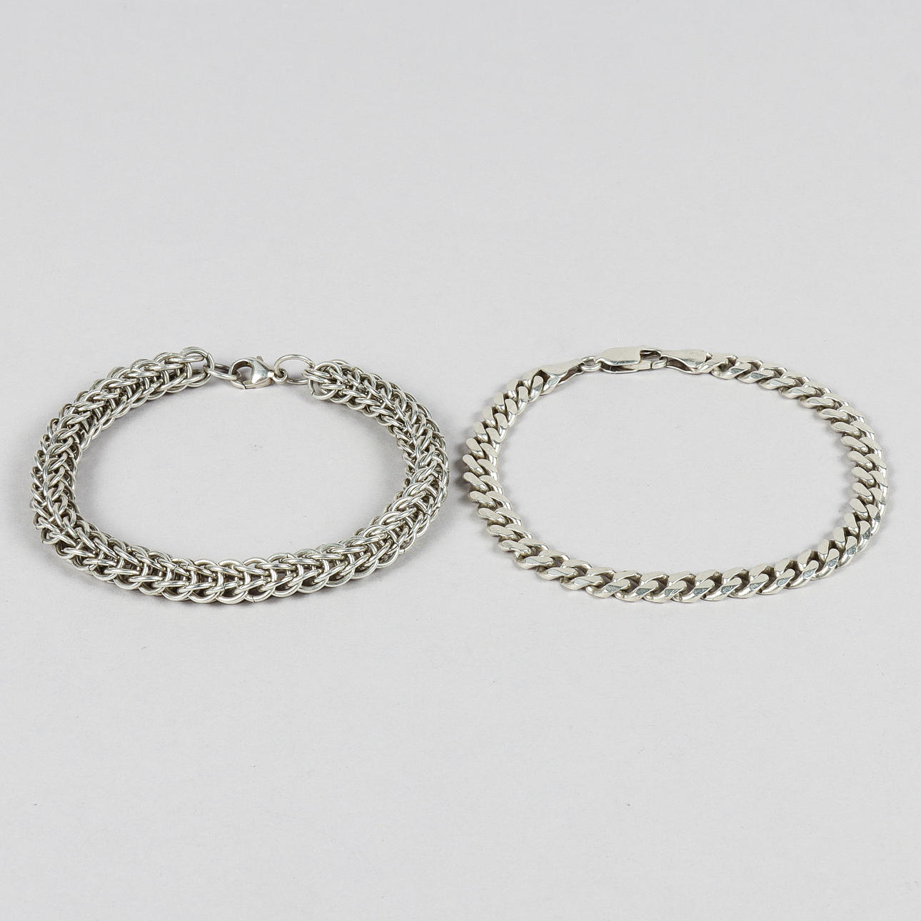 BRACELET 2 pieces silver.