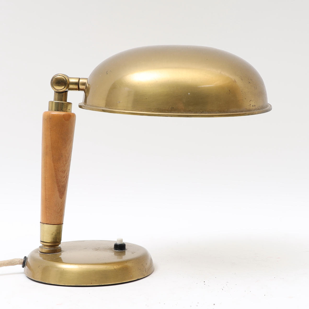 EINAR BÄCKSTRÖM. Table lamp, Model 4119.
