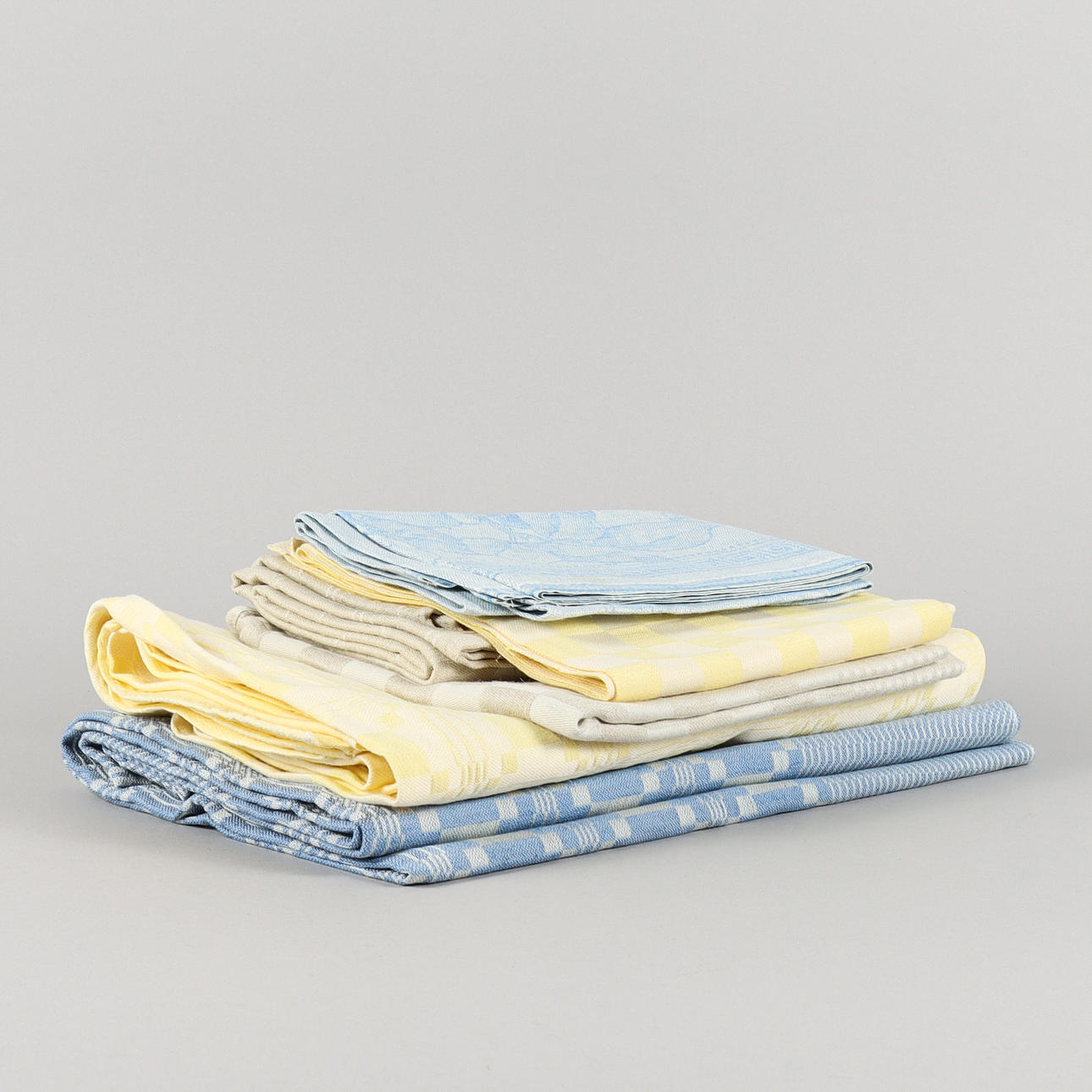 TABLECLOTHS including Klässbols Linneväveri.