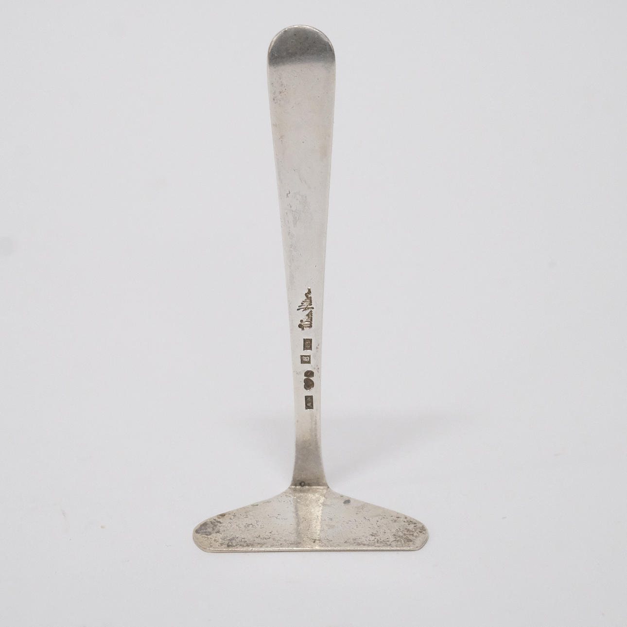 WIWEN NILSSON. POINTERS. SILVER.