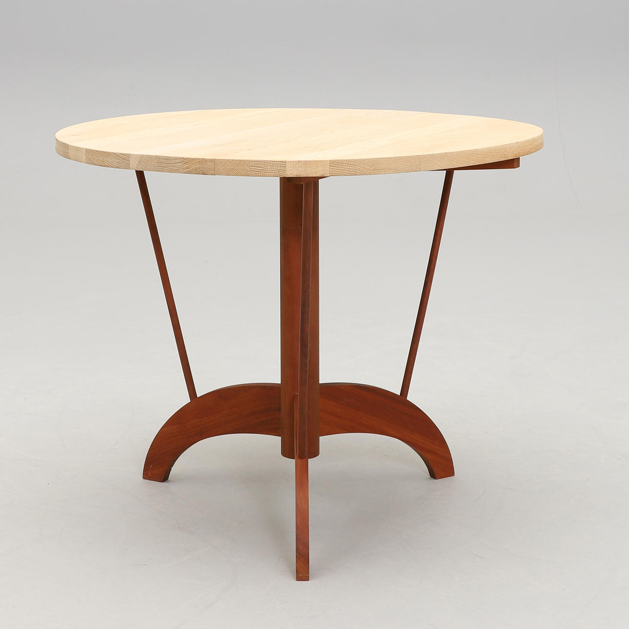 NIRVAN RICHTER. SIDE TABLE/COFFEE TABLE, Norrgavel.