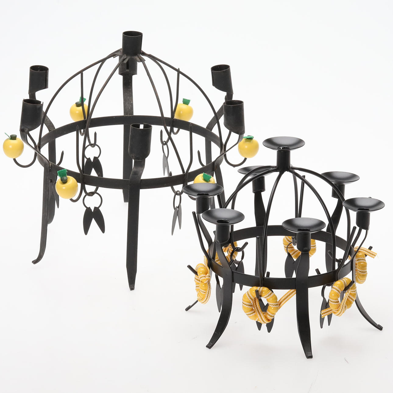 TWO-PIN CROWNS. 2 pcs. Forge.