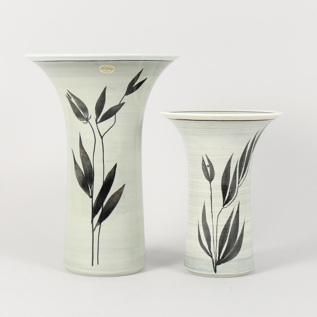 GUNNAR MILLBERG. Vases 2 pieces, Rörstrand.