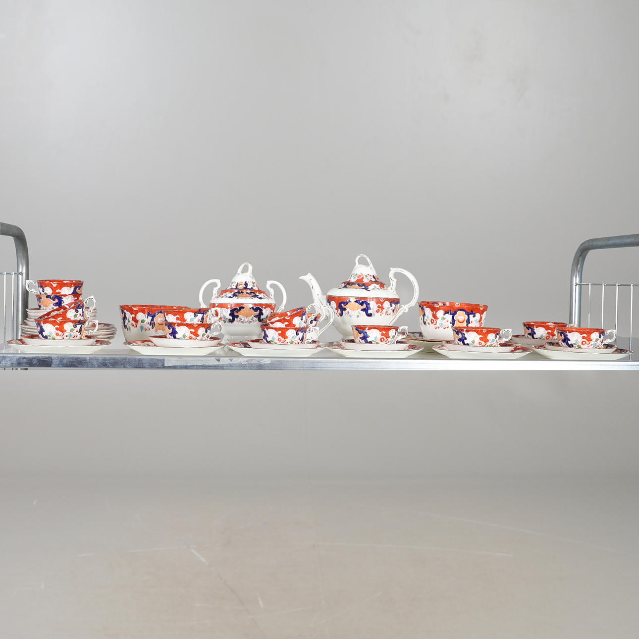 A ROYAL STAFFORD CHINOISERIE PATTERN TEA SERVICE.