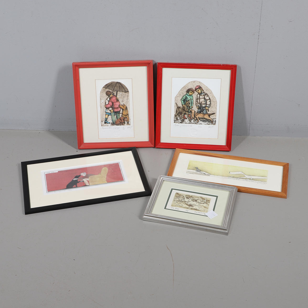 ASSORTED LIMITED EDITION SIGNED PRINTS AND ENGRAVINGS.