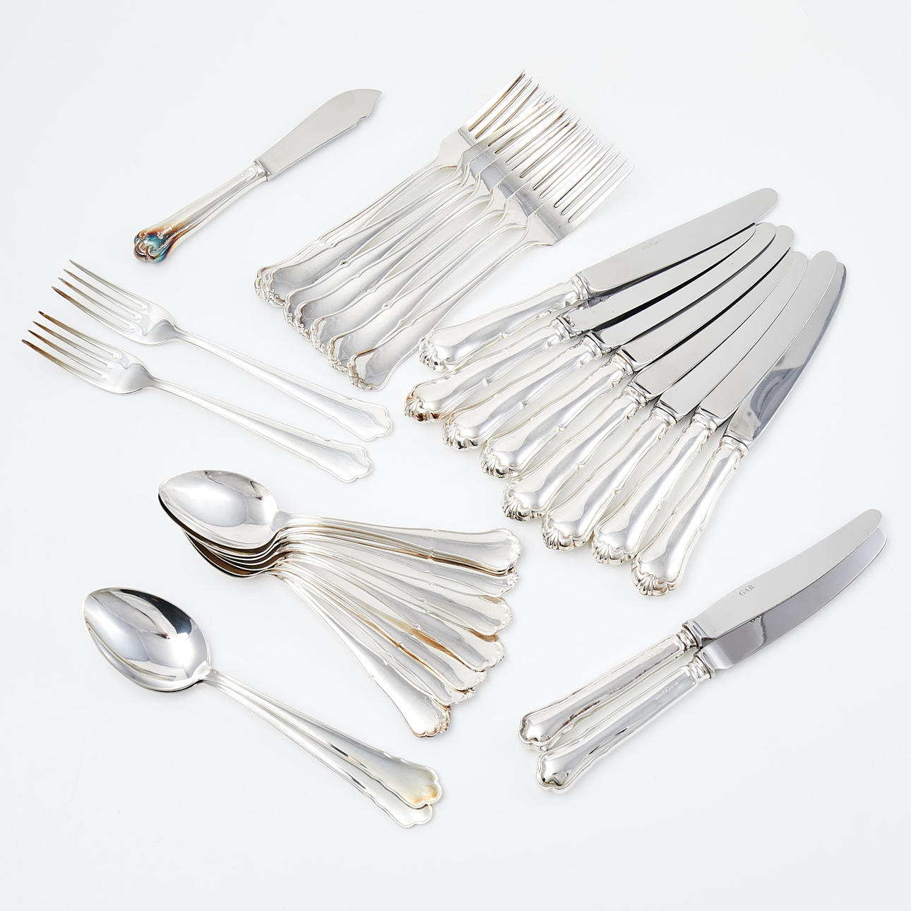CUTLERY. 31 pcs, silver, Chippendale-style model, two mixed models.