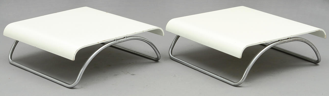 BORD, två st. Fritz Hansen, Danmark.