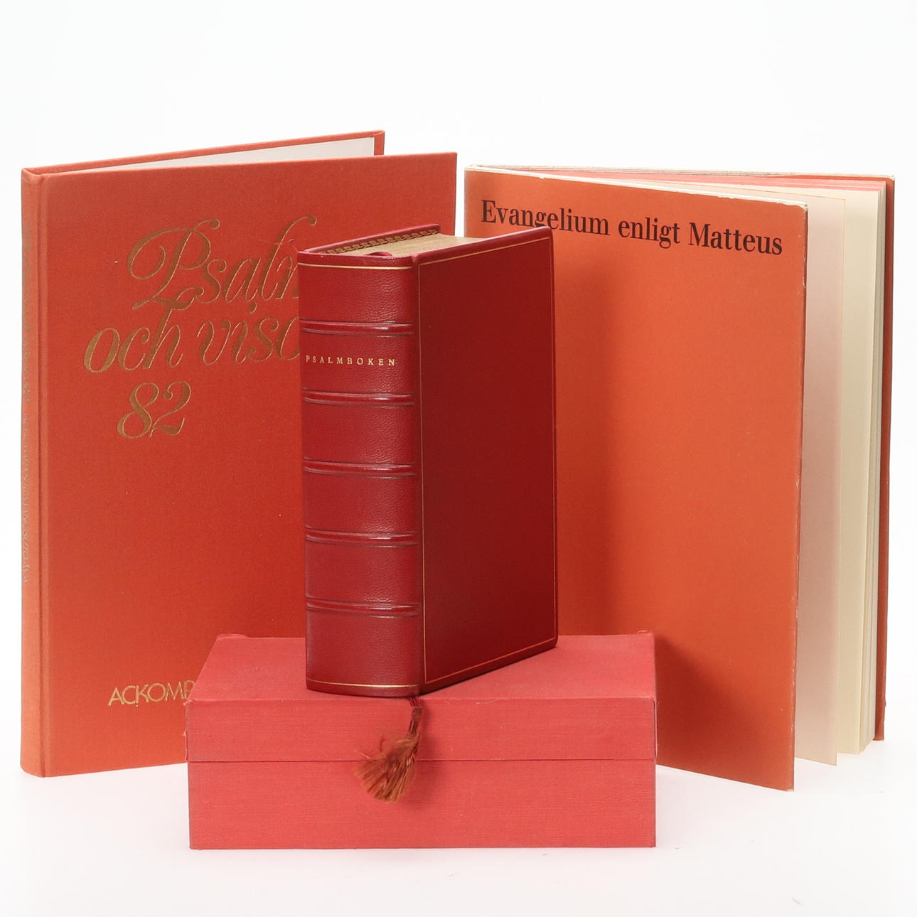 BOOKS. 3 pcs. 20th century.