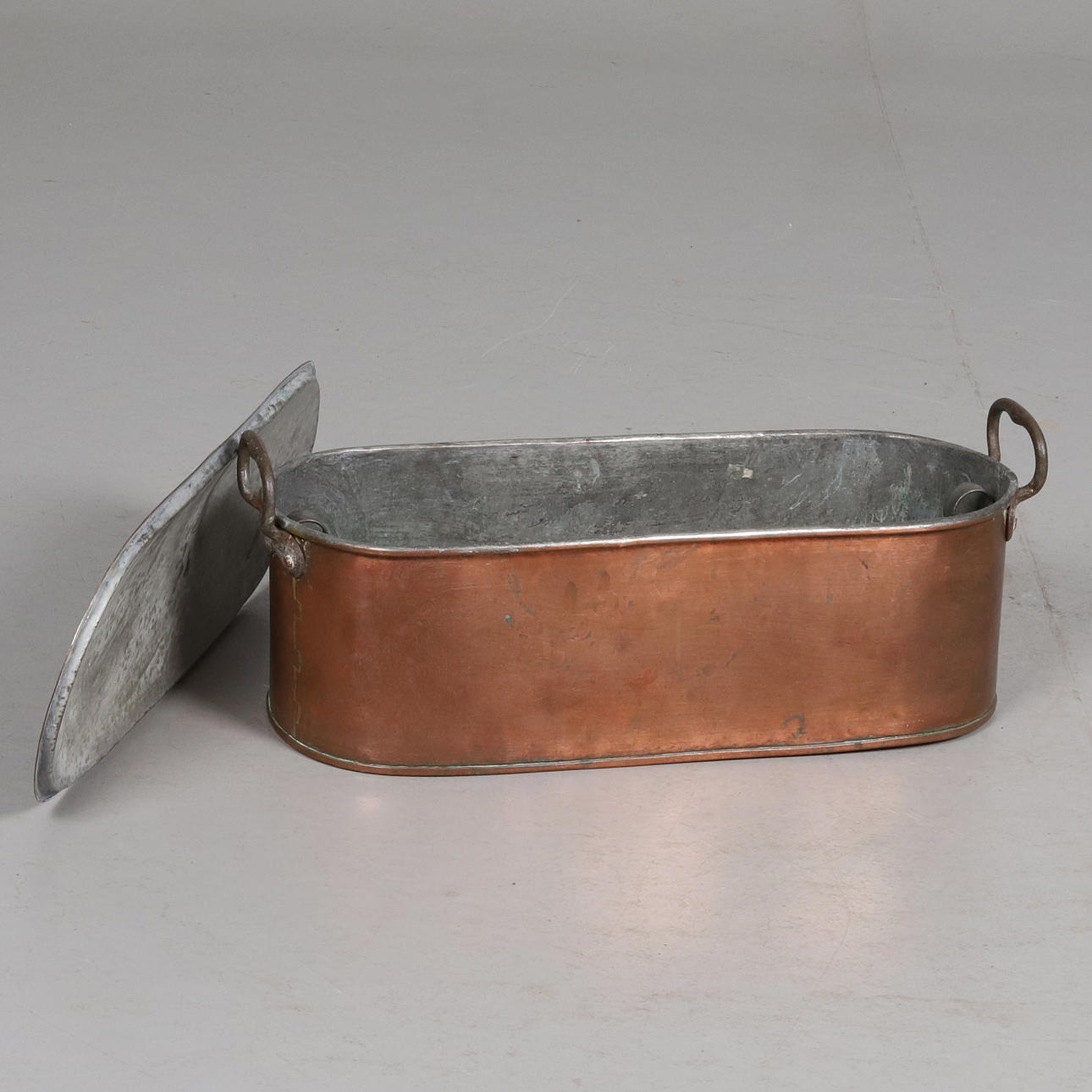 FISH STEW. Copper with tinned interior, 20th century.