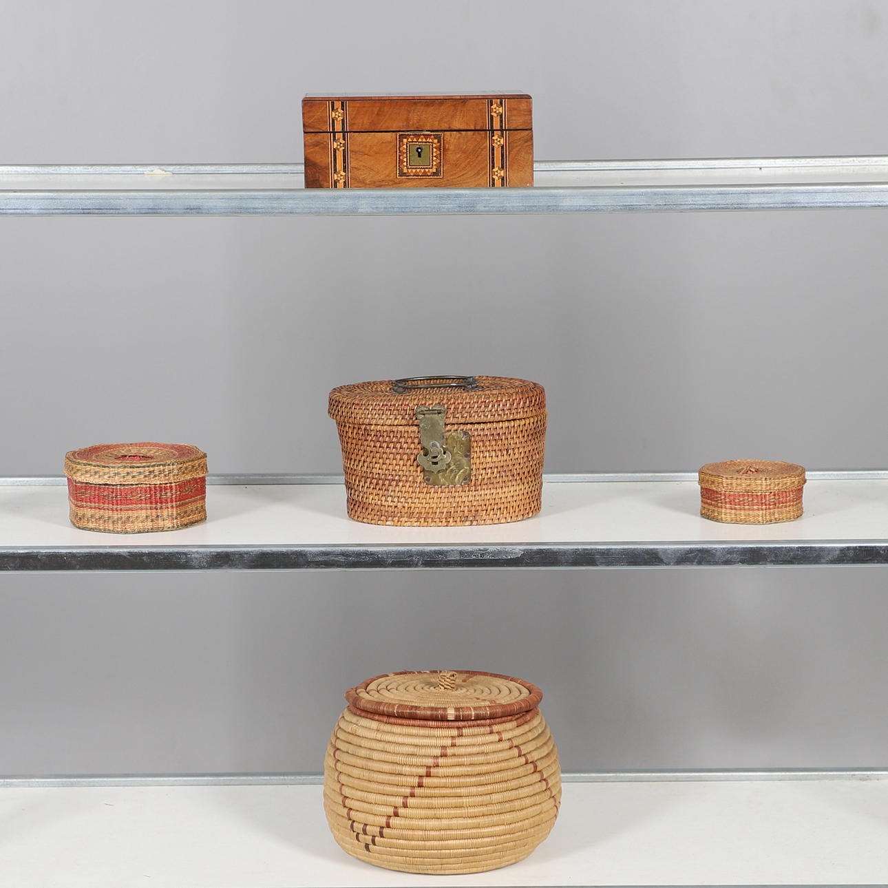 VICTORIAN JEWELLERY BOX & WOVEN BOXES.