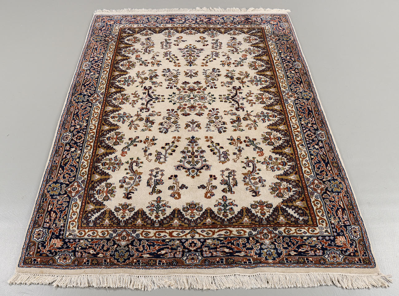 CARPET India, 250x165 cm.