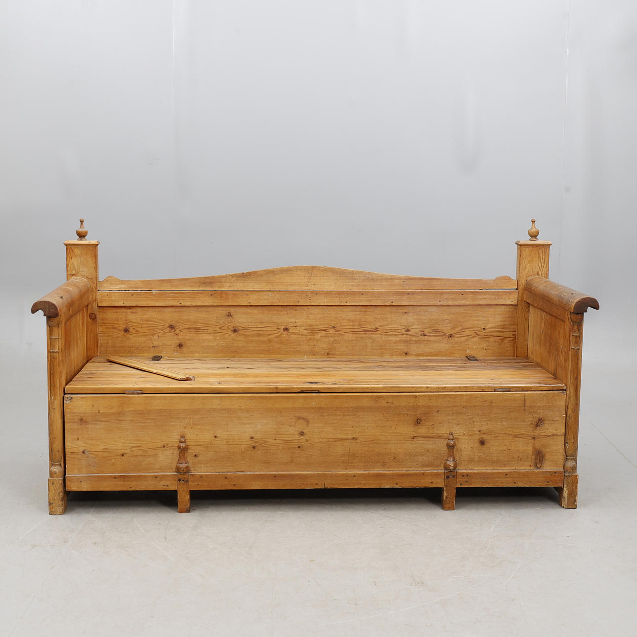 KITCHEN SOFA, extendable.